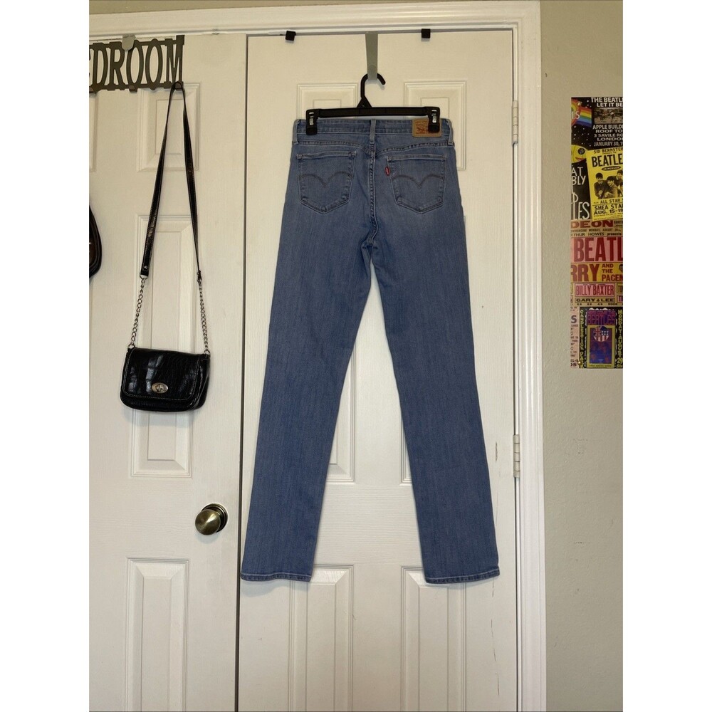 Women's Size 28x32 Levi’s 712 Slim Straight Jeans Light Wash Mid Rise Distressed - Picture 8 of 15